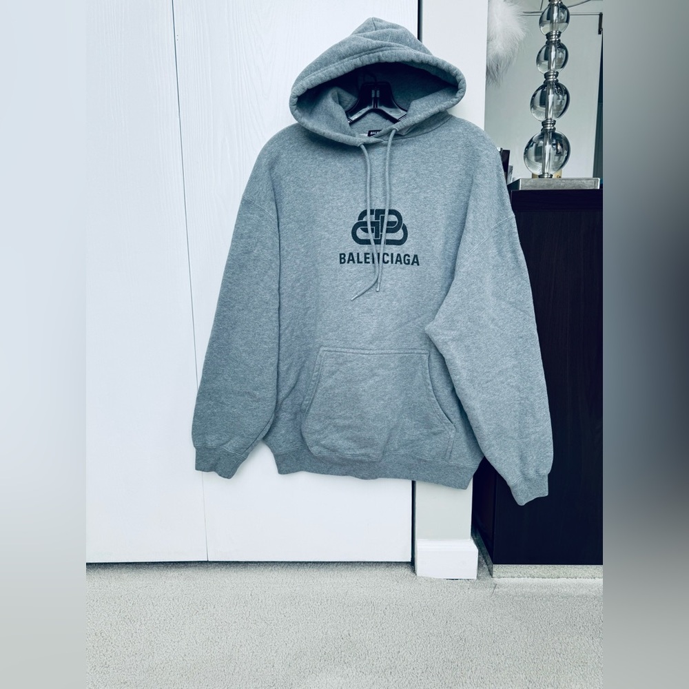 Balenciaga oversized men hoodie pullover gray color logo written on front